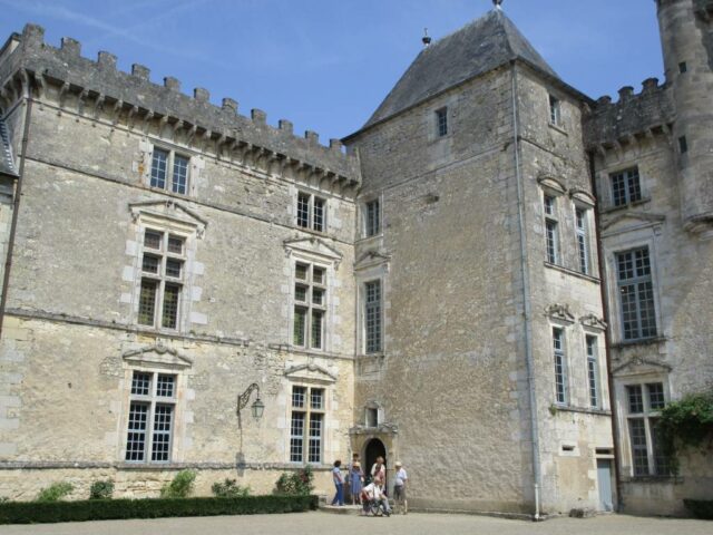 Visite de l'église d'Izon et du château de Vayres